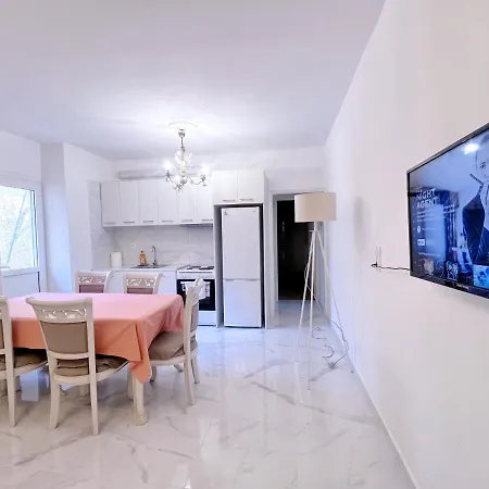 Apartament Wsd Faliro New 1bd With Bal Near Alimos Marina Atena